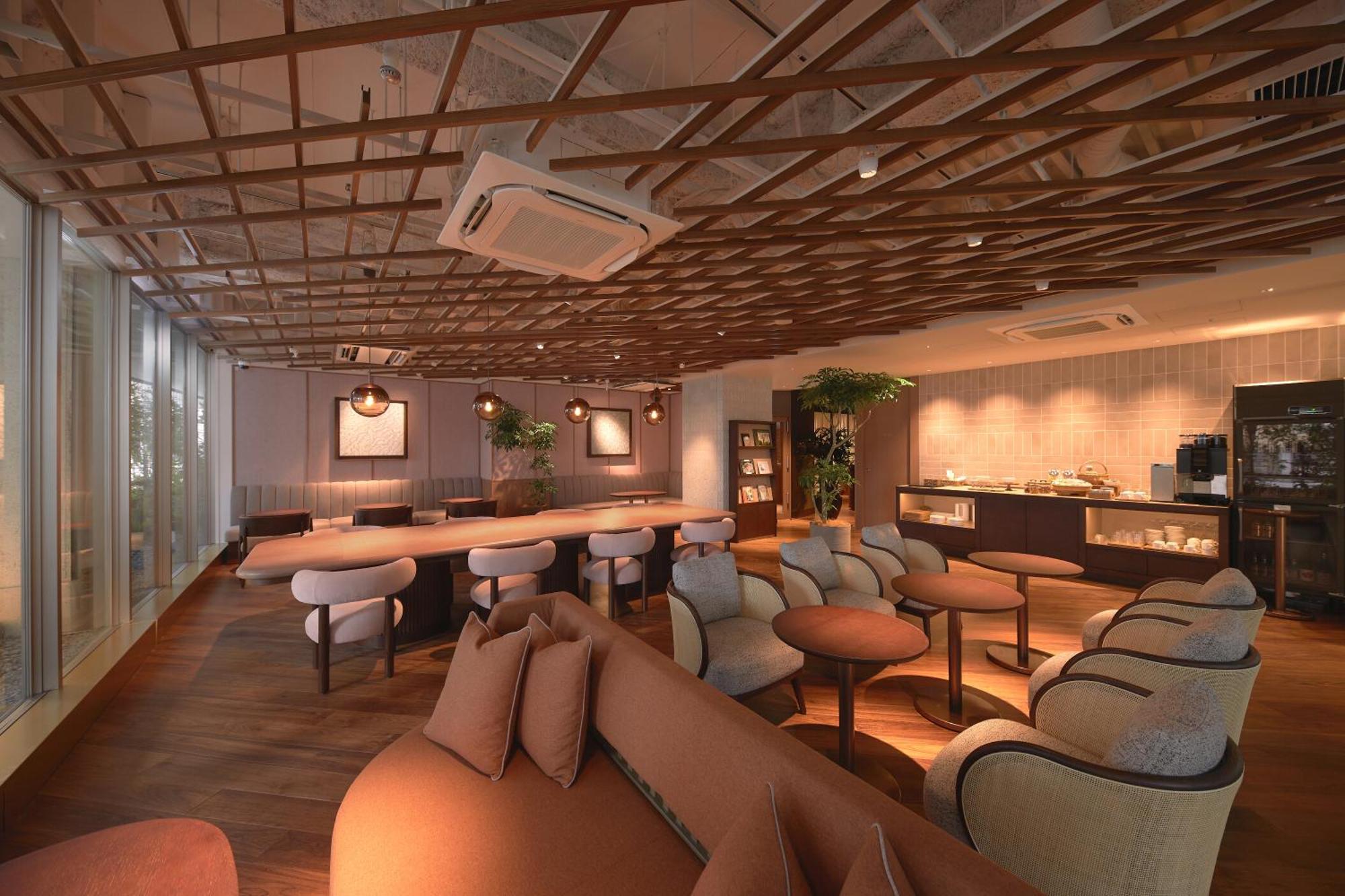 فندق جود ناتشر كيوتو المظهر الخارجي الصورة The lounge at Changi Airport