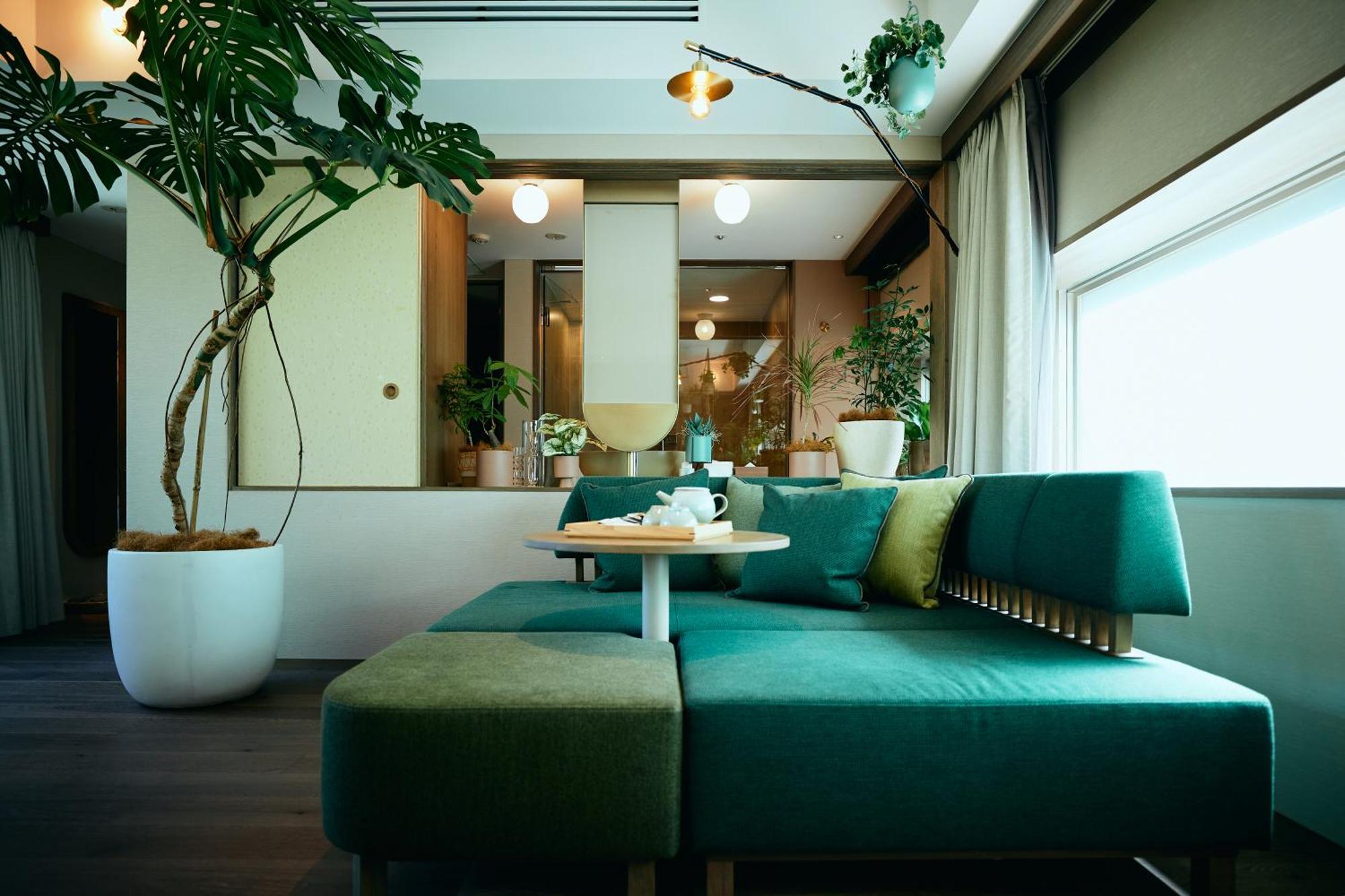 فندق جود ناتشر كيوتو المظهر الخارجي الصورة The interior of the lounge